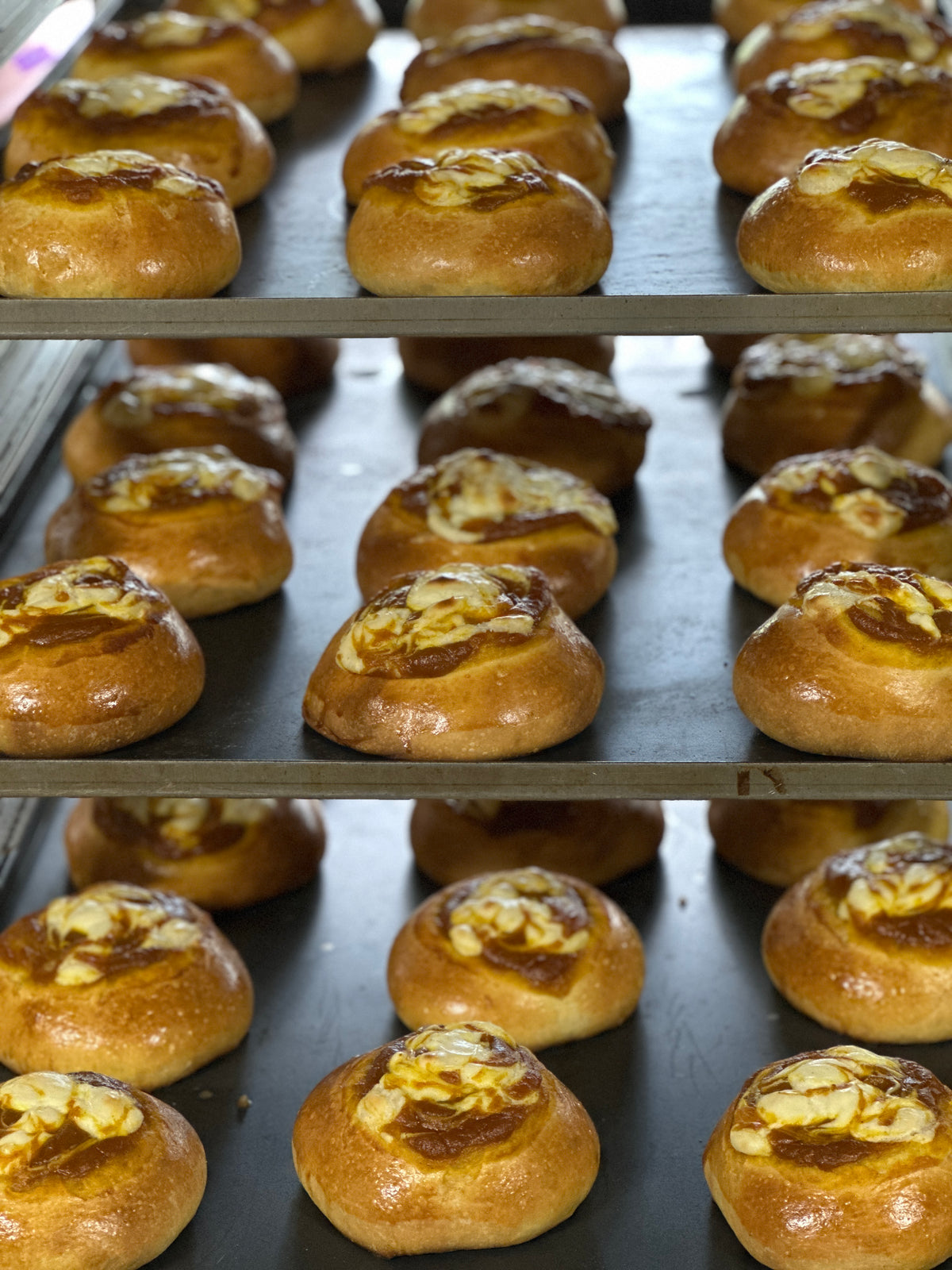 Sourdough Bialy with Pumpkin Puree Cheesecake (2pcs)